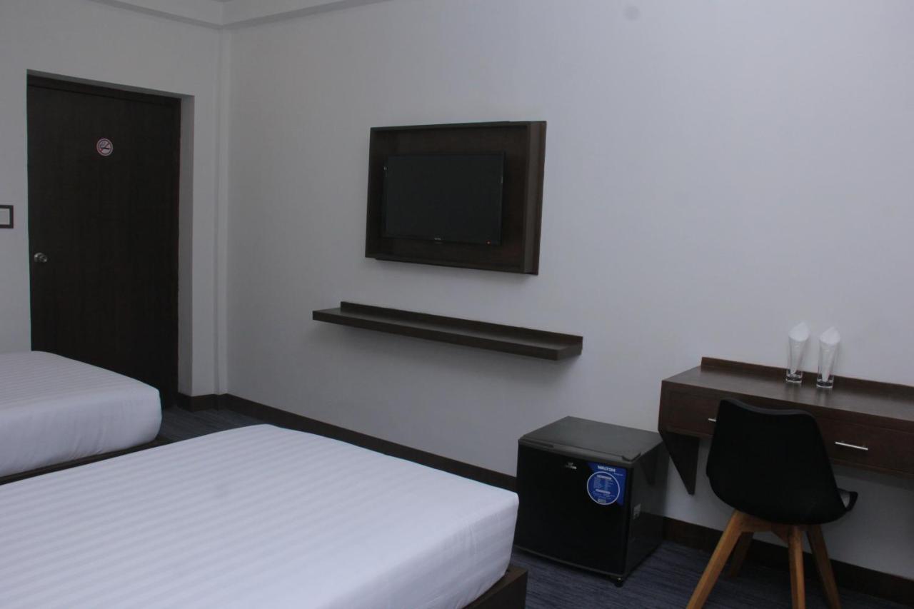 Hotel Zakaria International Dhaka Extérieur photo