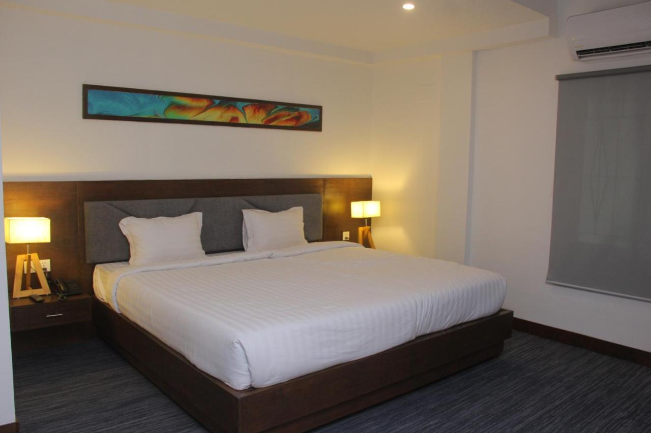 Hotel Zakaria International Dhaka Extérieur photo