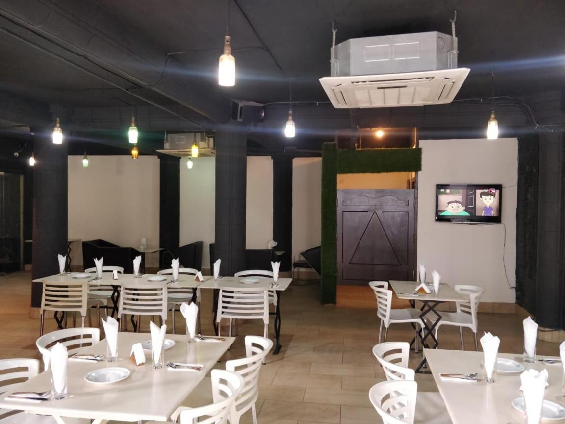 Hotel Zakaria International Dhaka Extérieur photo